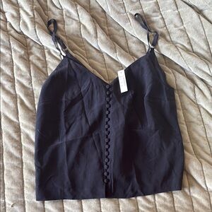 Black madewell tank 0 with Button Detail